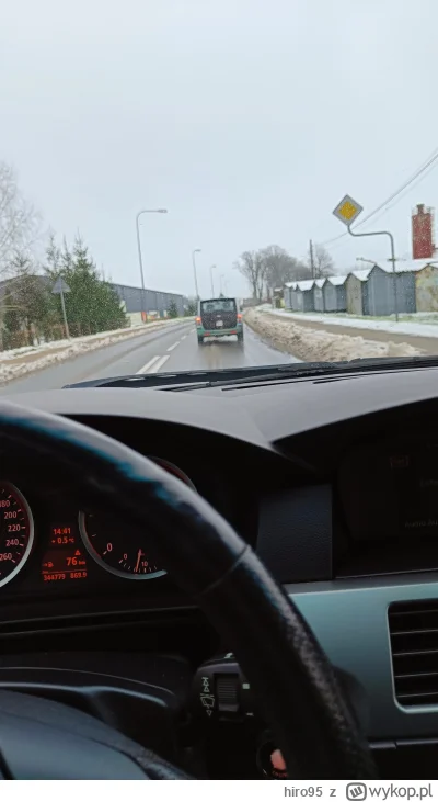 hiro95 - Od pseudorowerzystow na drogach gorsze jest chyba tylko takie coś co ciężko ...