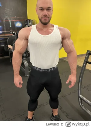 Lewusx - Uśmiech dla wykopu.

Gdy wracasz ze szkoły, a stary już wie co o-------ś. 

...