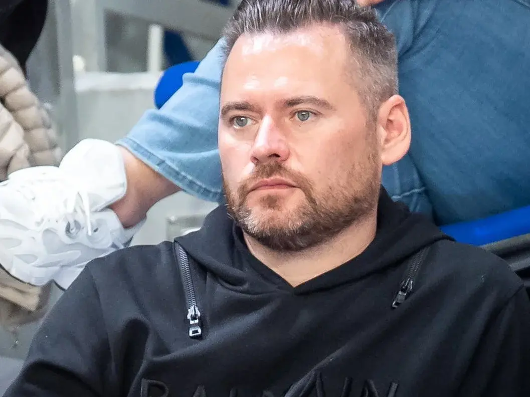 Niggalke - Nawet takie zero jak Jakubiak dostało od PiSu pakiet podpisów, żeby mógł w...