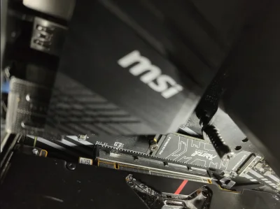 MePix - >MSI B550 - A PRO

@Octarine: Jeszcze możesz sprawdzić opcję z odczekaniem. 
...