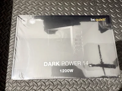 Kulfonix - Chuop poza nowym dyskiem kupił też sobie nowy zasilacz gombuderowy, bo w s...