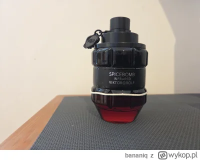 bananiq - Spicebomb Infrared EDT
Ok. 23-25/90ml
Tester bez pudełka
65zł

Paco Rabanne...