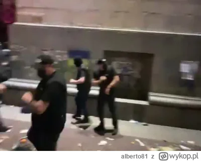 alberto81 - Policja w Gruzji rozprawia się z protestującymi, którzy sprzątają po sobi...