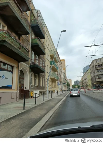 Misiakk - Było kiedyś głośno o lampach w #szczecin 40cm od balkonów ludzi
https://24k...