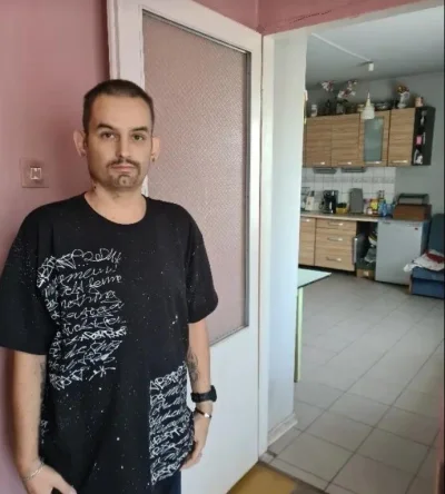 Agresywna_Szyba - podaję dane do znalezienia grobu tigera:

Maaateusz Kupiec
Miiinera...