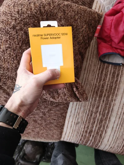 Leonard332211 - Heh przyszła ładowara niby nic a cieszy, limit szczęścia na dziś praw...