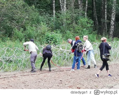 dziadyga1 - U nas piąta kolumna też nabrała doświadczenia bojowego w walce z obrońcam...