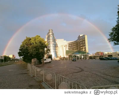 sekretmagika - Niby szkalują, a dawno nikt nie zrobił tyle dla ludzi z tęczowej społe...