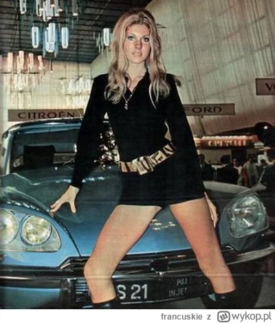 francuskie - Wiadomości motoryzacyjne spod znaku #francuskie

1. Citroën 3CV Limuzyna...