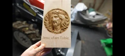 NieoznaczonaReklama - @Zielonyzip: jak kręcił reklamę grawerki to wygrawerował takie ...