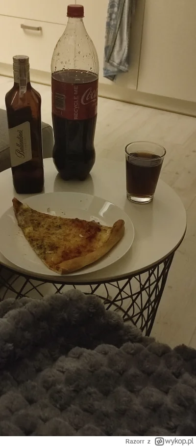 Razorr - #przegryw jeszcze tylko drineczka przed snem