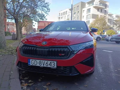 Knaga_powrot - Podoba wam się taka skodunia?
#samochody #zycietruckera