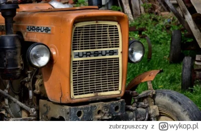 zubrzpuszczy - #huop #przegryw #drift zaciagam sie petem, gaz w podłogę gniete...