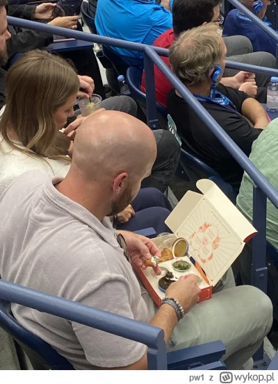 pw1 - #tenis kurczak z kawiorem na US OPEN ( ͡° ͜ʖ ͡°) koszt - 100$