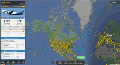 Ghost2 - Wczoraj też leciał z Anchorage na Alasce do Rzeszowa, ciekawe czemu leci tak...