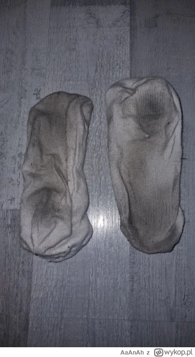 AaAnAh - Pierwszy raz zaryzykowałem i kupiłem synowi białe skarpety. Ma ktoś jakiś pa...