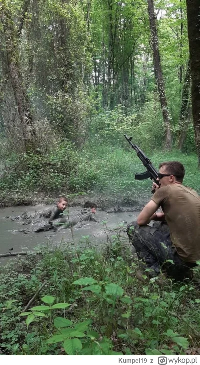 Kumpel19 - W Soczi były oficer sił specjalnych zorganizował „lekcje odwagi” z czołgan...