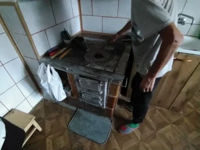 SzycheU - @wonsz337: wuja na wsi ma taki piec, rok temu u niego byłem
Dalej na nim go...