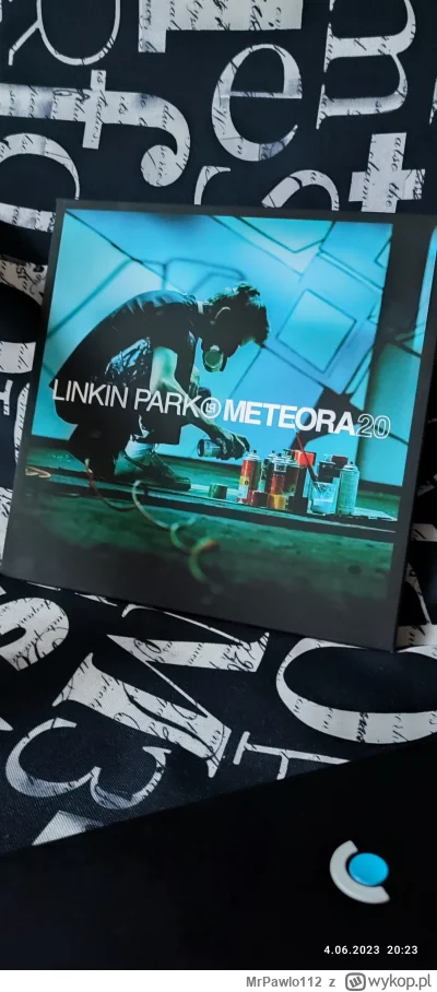 MrPawlo112 - Cudownie się słucha tego na placku 
#vinyl #meteora #linkinpark #muzyka ...