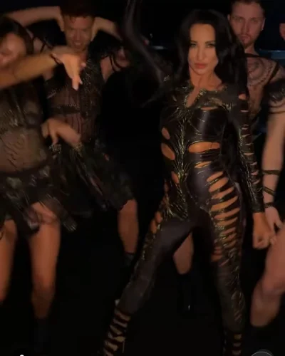 TrexTeR - Wow, ale świetny strój wybrała Justyna na ESC! Niepotrzebnie obawiałem się ...