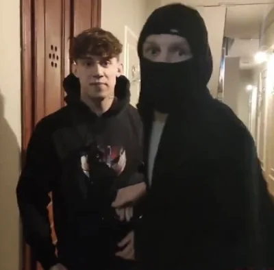 sodomita - Udało się uchwycić jednego z włamywaczy u zelmera bez kominiarki

#famemma