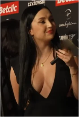 Hambercios - Krótka zagadka.
Jak myślicie, z jakiej redakcji jest ta Pani ( ͡° ͜ʖ ͡°)...