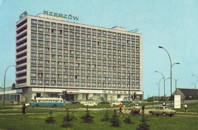 pawelo997 - 17 lat temu rozpoczęto wyburzanie Hotelu Rzeszów 

We wtorek, 20 marca 20...