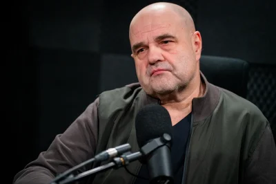 fdsgresyhvxh - @KubaGrom: z takich ciekawostek, to  jest to babcia cezarego żaka, teg...