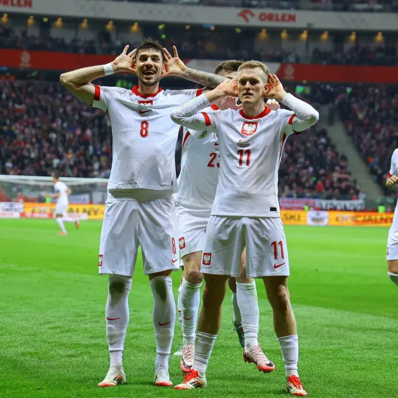 BamBamBigelow - Strzelili gola malcie. K... Malcie i uciszają trybuny.

Głąby.

 #mec...