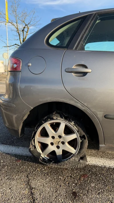 jmuhha - Oczywiście szwy puściły z zimna ლ(ಠ_ಠ ლ)