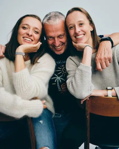 A.....E - Trzy Świątki na jednym foto.

#tenis