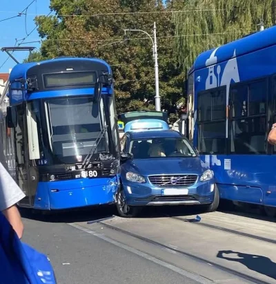 Lardor - Się dzisiaj biją w Krakowie niby dzień bez samochodu a co chwilę jakieś wypa...