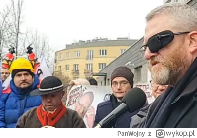 PanWojny - #kononowicz #polityka 
A w tle "Last Christmas aj gejwiu maha" przerobione...