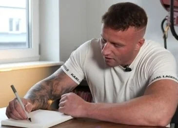 alljanuszx - Drogi Wieszjo,
zwracam się z prośbą o wybaczenie, ta sytuacja nie powinn...