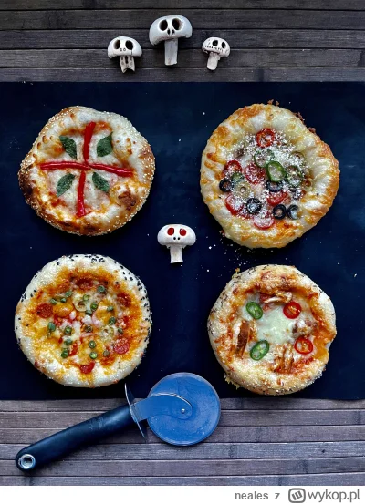 neales - Mini pizze

#bojowkapiekarska #gotowanie #pieczenie #chleb #chlebdomowy #pie...