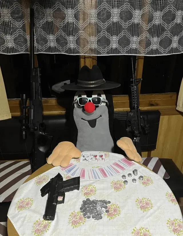 SpongeBobertKanciastoRenki - Blackout u pepiczków

#czechy #blackout #polityka