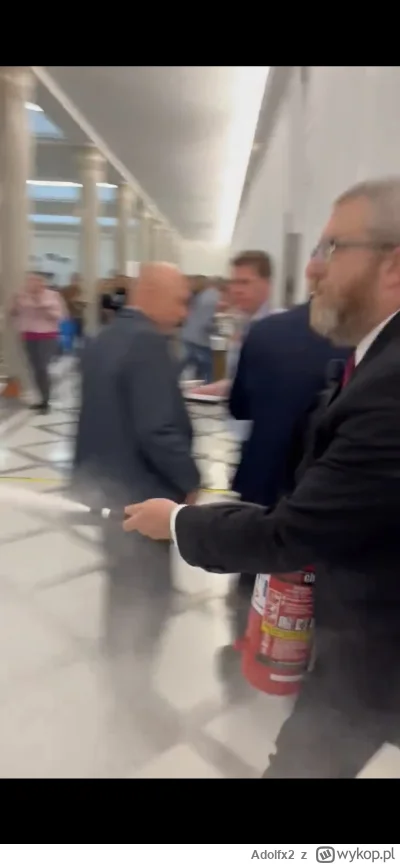 Adolfx2 - Mam przy sobie b--ń, r---------e wszystkich i wszystko, będzie trzeba pójdę...