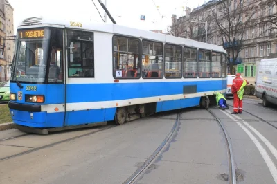 zdrajczyciel - Aby postawić barierę wielkiej wodzie sugeruję wykorzystać unikalny atu...