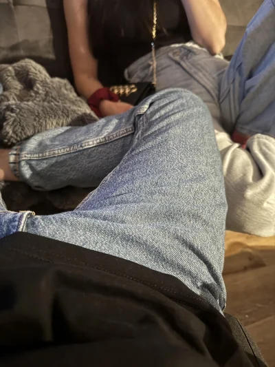 Yohimbin - @Coopshtyl Tinderówki, nie są to modelki, ale widzisz ja jakimś gołodupcem...