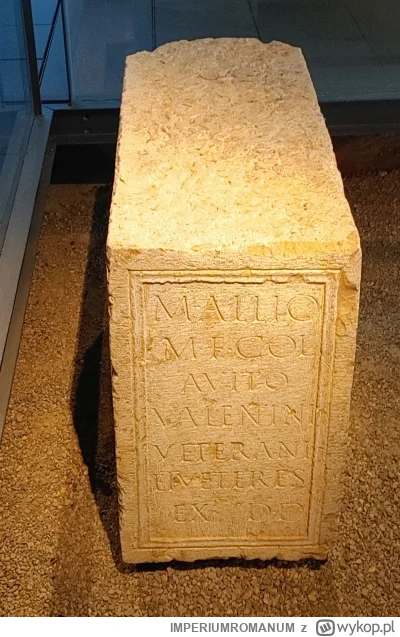 IMPERIUMROMANUM - Piedestał od rzymskiej statuy ekwity

Piedestał od rzymskiej statuy...