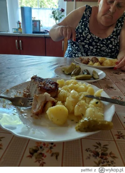 pafffel - #polskiedomy obiadek z mamą i zaraz chyba na grzyby