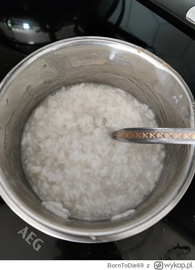 BornToDie69 - Nie ufam ludziom którzy gotują tak ryż #gotowanie