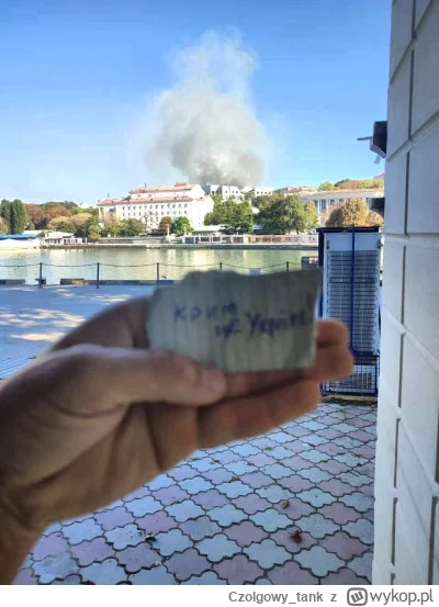 Czolgowy_tank - Na tle płonącego budynku gdzie zginął dziś rosyjski admirał, dowódca ...