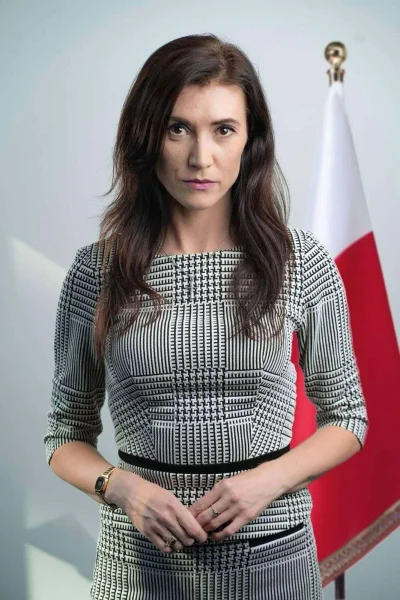 Shoujiki - Wiecie ile ta wspaniała patriotka napisała tweetów odnośnie zbrodni katyńs...