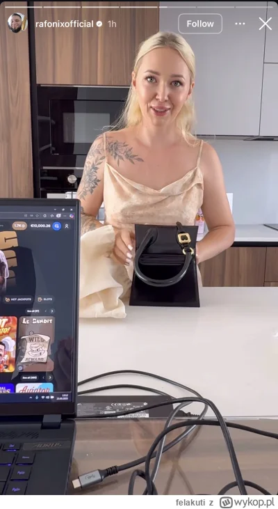 felakuti - @Bannana_boy: Darek szczęśliwy bo dostał mikroskopijną torebkę za 3k