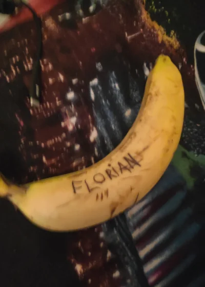 Rougelord - Wam też stary jak zawsze daje banana na drogę to robi przypał i go podpis...