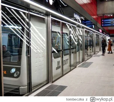 tombeczka - Np. w Kopenhadze zrobili sobie w metrze perony takie, że pasażerowie nie ...