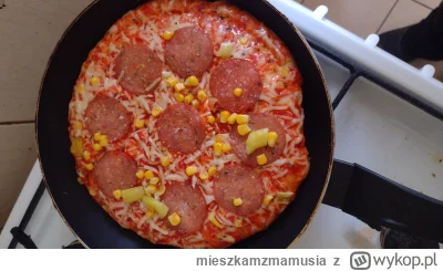 mieszkamzmamusia - #przegryw pizza Józefa chłopskiego italianskiego, z promocji z bie...