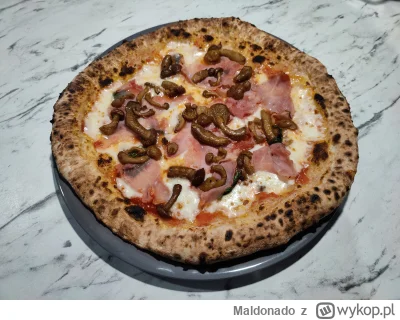 Maldonado - Żadna capricciosa - to prosciutto e funghi.

#pizza #gotujzwykopem #jedzz...
