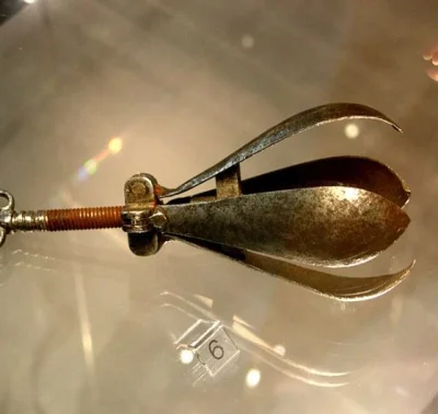 noipmezc - średniowieczny prototyp butpluga)